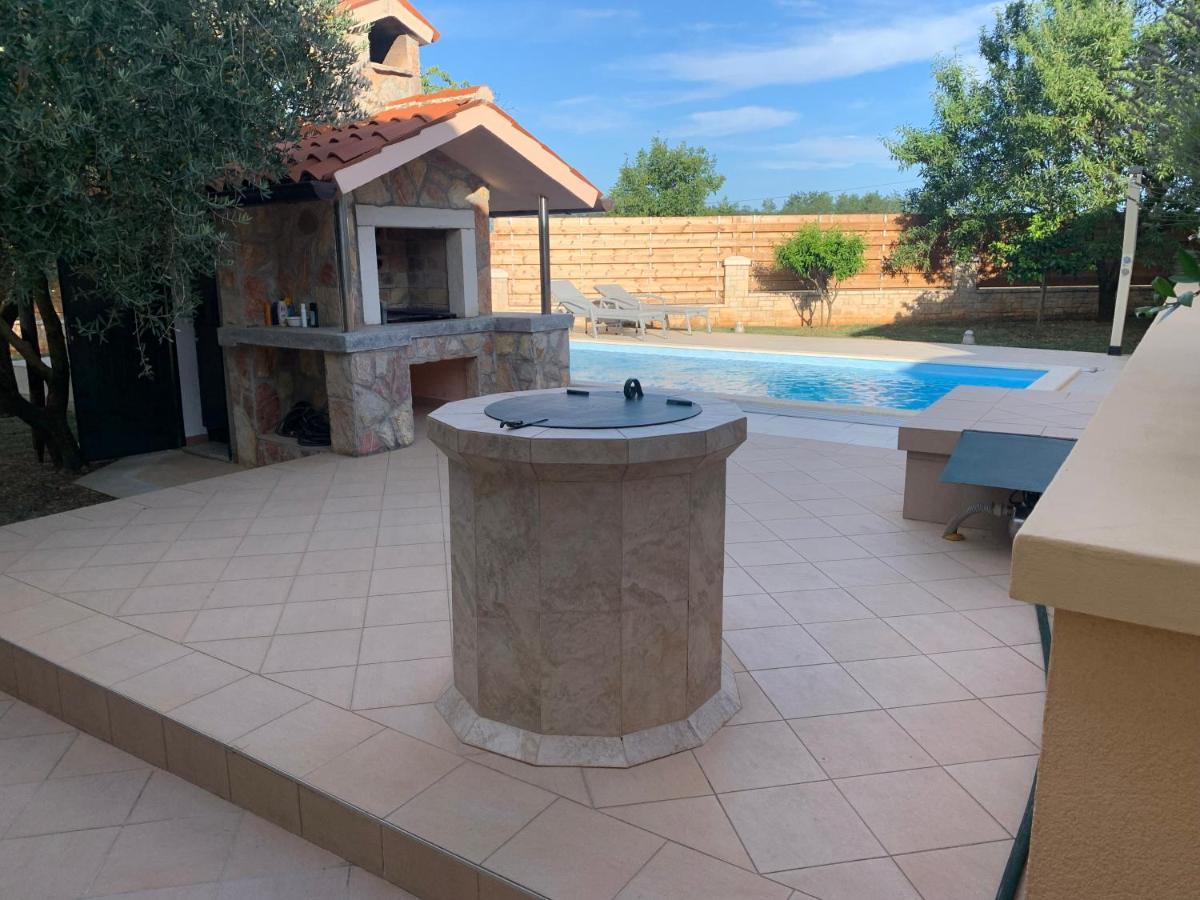 Villa Vetta, Sea, Nature, Pool & Relax Barban Exterior photo